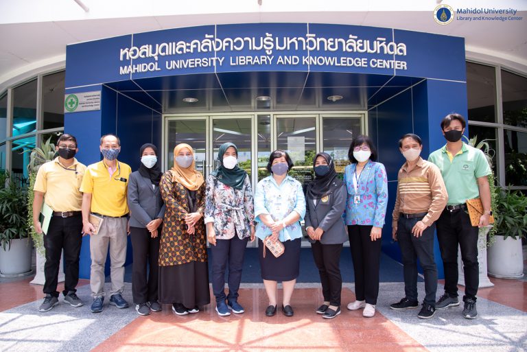 หอสมุดและคลังความรู้ฯ ให้การต้อนรับคณะผู้ศึกษาดูงานจากศูนย์บรรณสารสนเทศ มหาวิทยาลัยราชภัฏยะลา