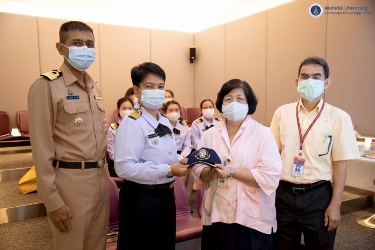 หอสมุดและคลังความรู้ฯ ให้การต้อนรับกองห้องสมุด กรมยุทธศึกษาทหารเรือ กองทัพเรือ