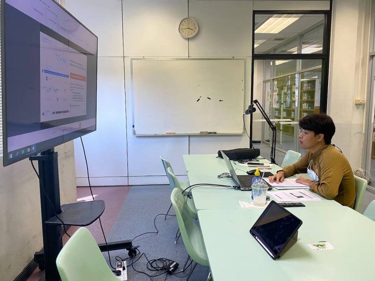 การอบรมการใช้โปรแกรม EndNote 20 สำหรับนักศึกษาหลักสูตรสาธารณสุขศาสตรดุษฎีบัณฑิต (หลักสูตรนานาชาติ) คณะสาธารณสุขศาสตร์